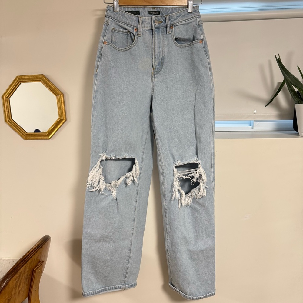 Women’s Ripped Jeans